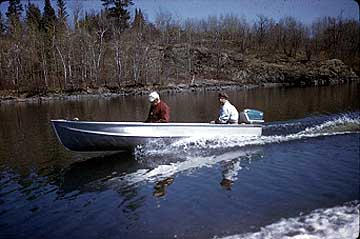 14' Carryaire-(Circa 1959)- Scott/Atwater Engine